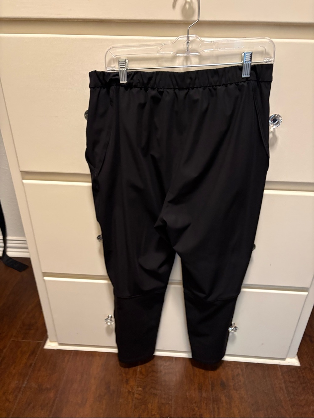 Lululemon Women’s Set of 2 Black and Olive Green Tailored Tapered Pants - Picture 6 of 6